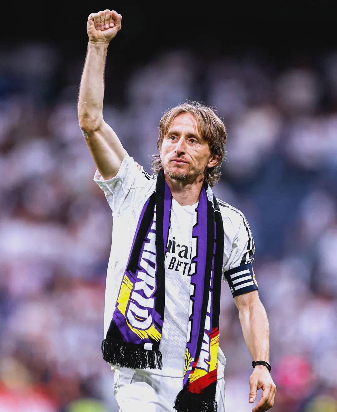 阿莫林：我并不意外能取胜，这对每个人来说都是美好的一天