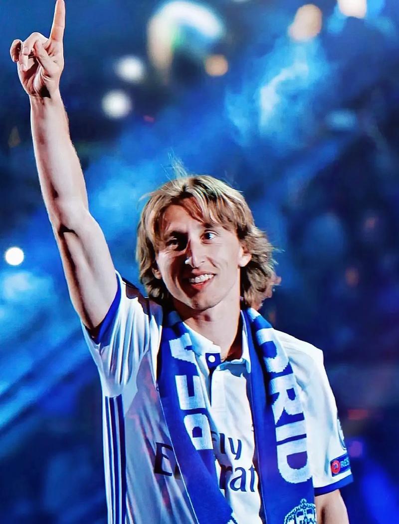 意甲战报：佛罗伦萨遭逆转1-3不敌萨索洛，连续14轮不胜